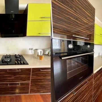 Лебединська вул., 3