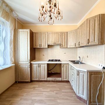 Південна вул., 7