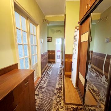 Героїв Майдану, 63А