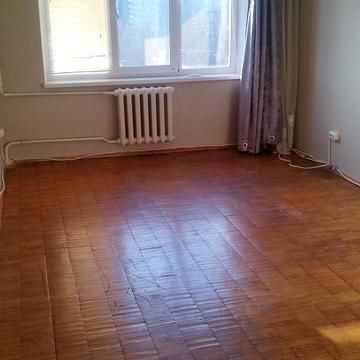 Зої Гайдай вул., 12/10