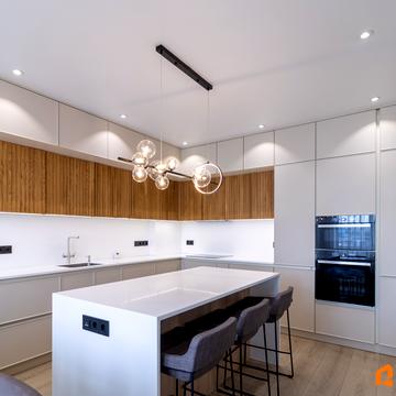 Оптимістична вул., 1