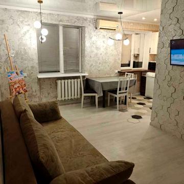 Уласа Самчука вул., 3