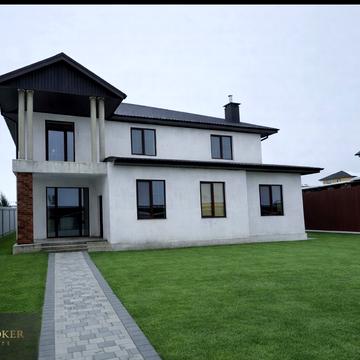 Центральна вул.