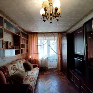 Машинобудівна вул., 36