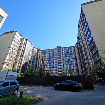 Степана Бандери вул. (Шмідта), 25