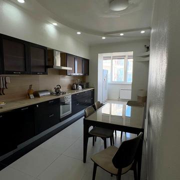 Михайла Омеляновича-Павленка вул., 3/1