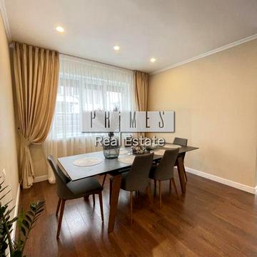 Приозерний бульв.