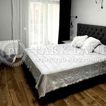 Університетська вул., 17-А