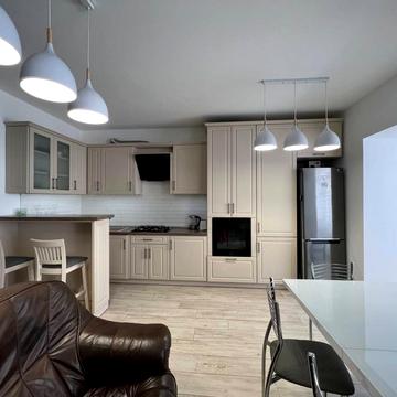 На Нивах вул., 13