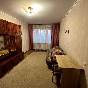 Академіка Доброхотова вул., 1