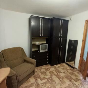 Манежна вул., 30