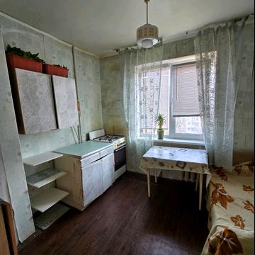 Академіка Корольова вул., 88