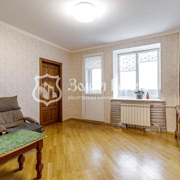 Миколи Ушакова вул., 34-А