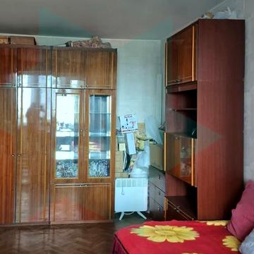 Набережна Перемоги вул., 140