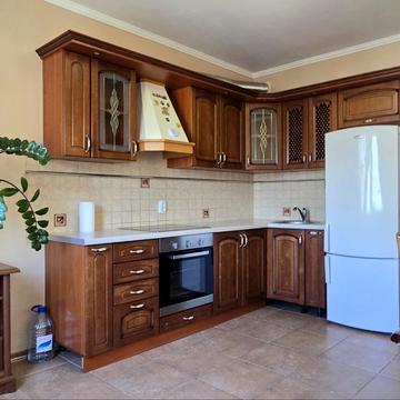 Урлівська вул., 9