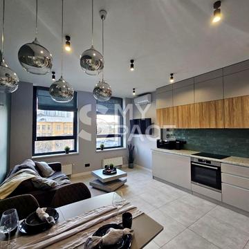 Ділова вул. (Димитрова), 1/2