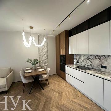 Тиводара Легоцького вул., 80