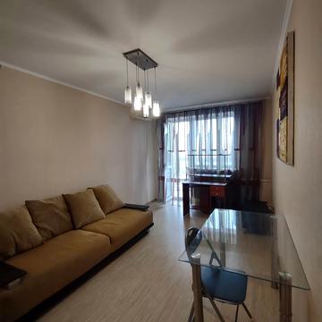 Богдана Хмельницького вул., 36