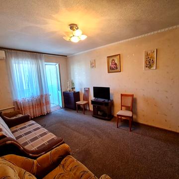 Йорданська вул. (Лайоша Гавро), 9