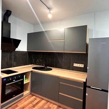 Академіка Заболотного вул., 1-А