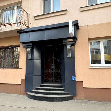 Пластова вул. (Остафова), 10