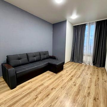 Пшенична вул., (Будинок)