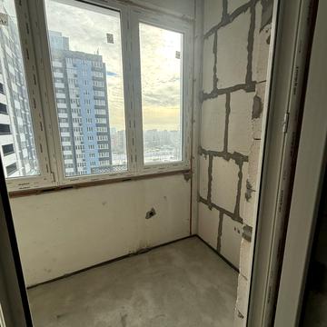 Варненська вул., (Будинок 1)