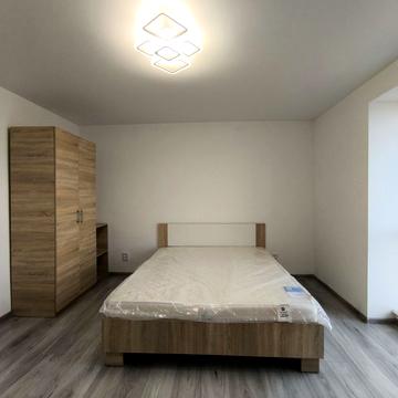 Рівненська вул., (Будинок)