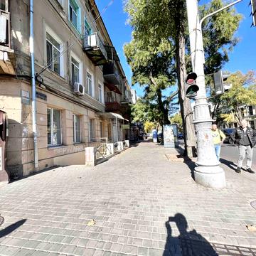 Мала Арнаутська вул., 96