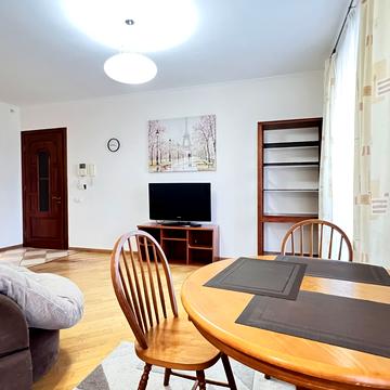 Всеволода Петріва вул. (Кирпоноса), 11