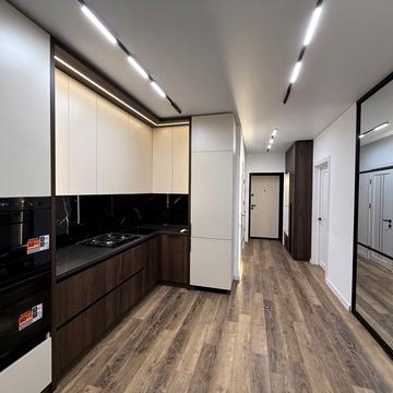 Августина Волошина вул., (Будинок 2)