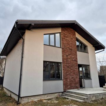 Лісостепова