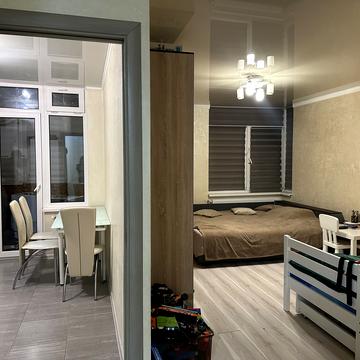 Київська вул., 8-Б