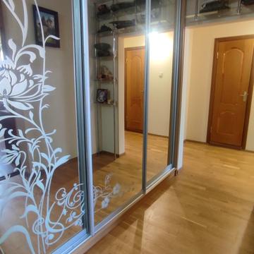 Вячеслава Чорновола вул., 7