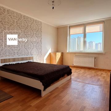 Єлизавети Чавдар вул., 3