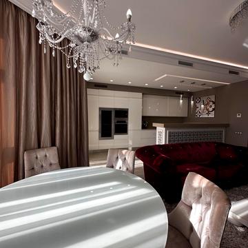 Академіка Філатова вул., 2/1