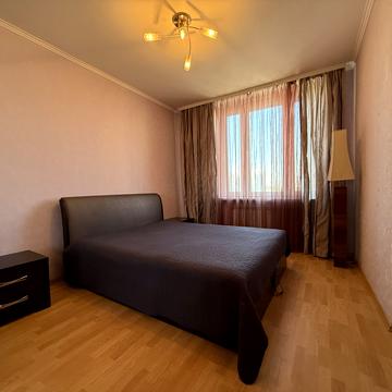 Здолбунівська вул., 9-Б