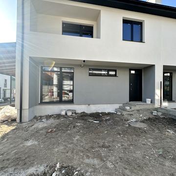 Івана Мазепи вул., 6