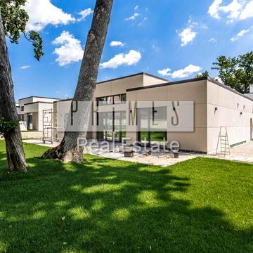 Погребного вул., 17