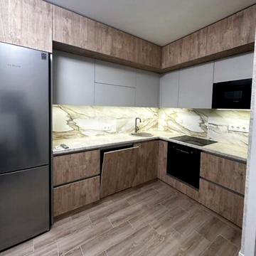 Європейського Союзу просп. (Правди), 53/46