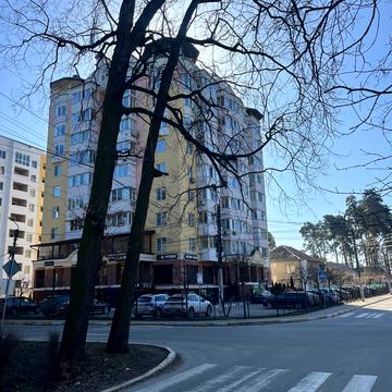 Ярослава Мудрого вул., 10/1