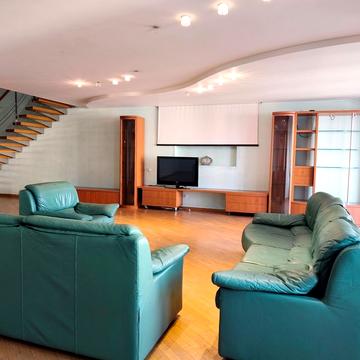 Левка Лукяненка вул. (Маршала Тимошенка), 29