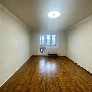 Ревуцького вул., 24/4