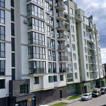 Джона Ленона вул., 41