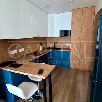 Регенераторна вул., 4к2