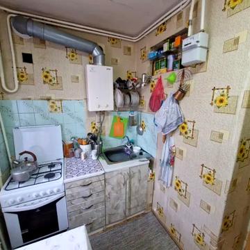 Зимових Походів вул. (Молодогвардійська), 10