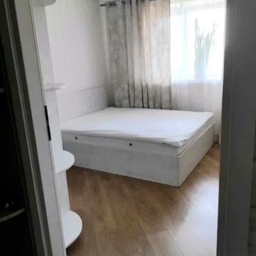 Микільсько-Ботанічна вул., 6/8