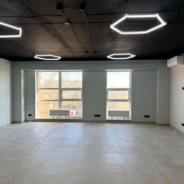 Старокостянтинівське шосе, 26