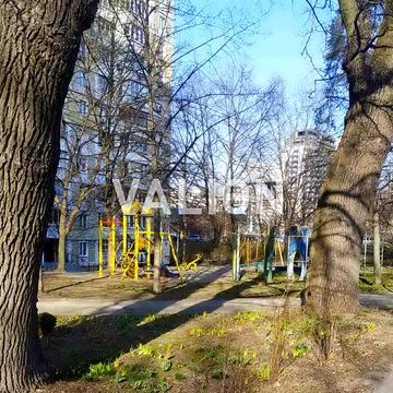 Ореста Васкула вул., 44/50