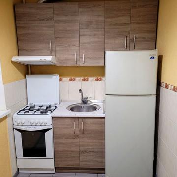 Набережна вул., 11